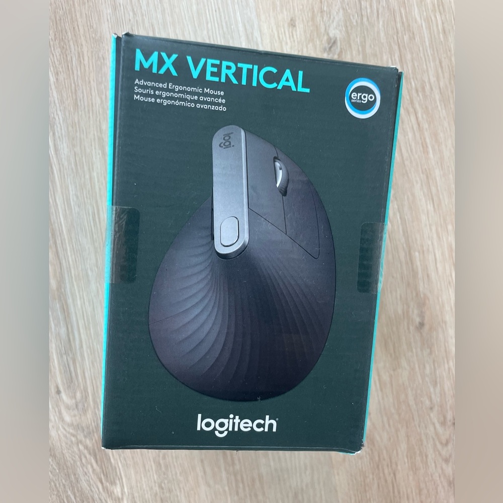 COPY - Logitech MX Vertical Ergonomic Mouse - Black